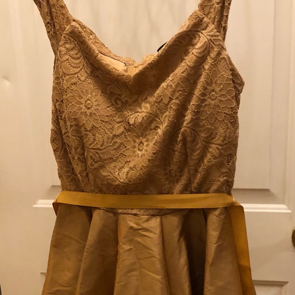 Golden tan quince dress